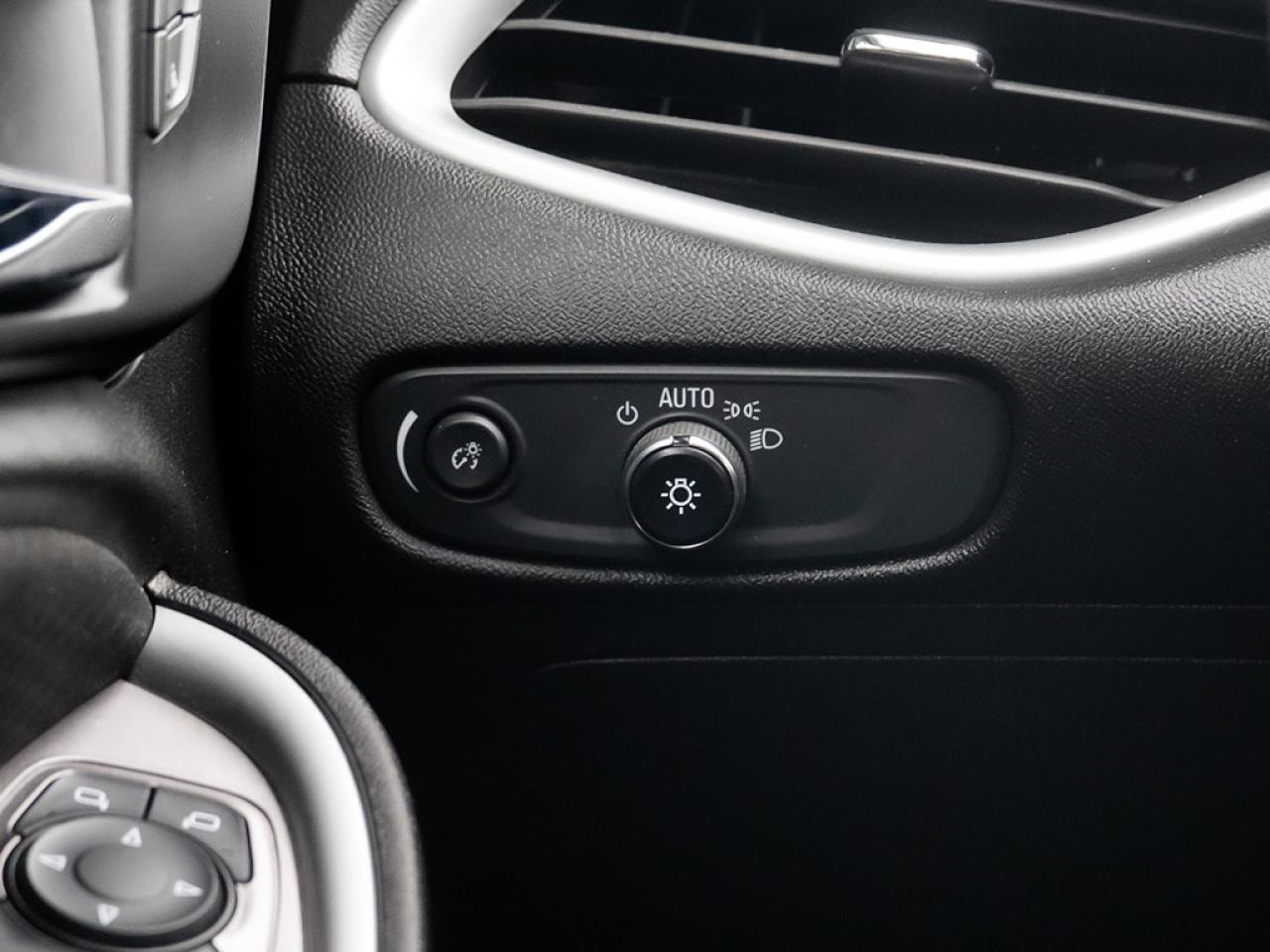 2023 Chevrolet Malibu 1LT Photo11