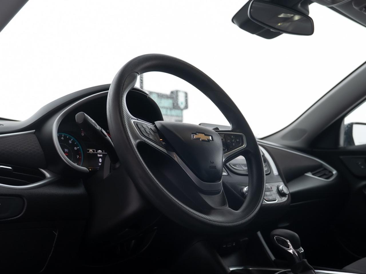 2023 Chevrolet Malibu 1LT Photo33