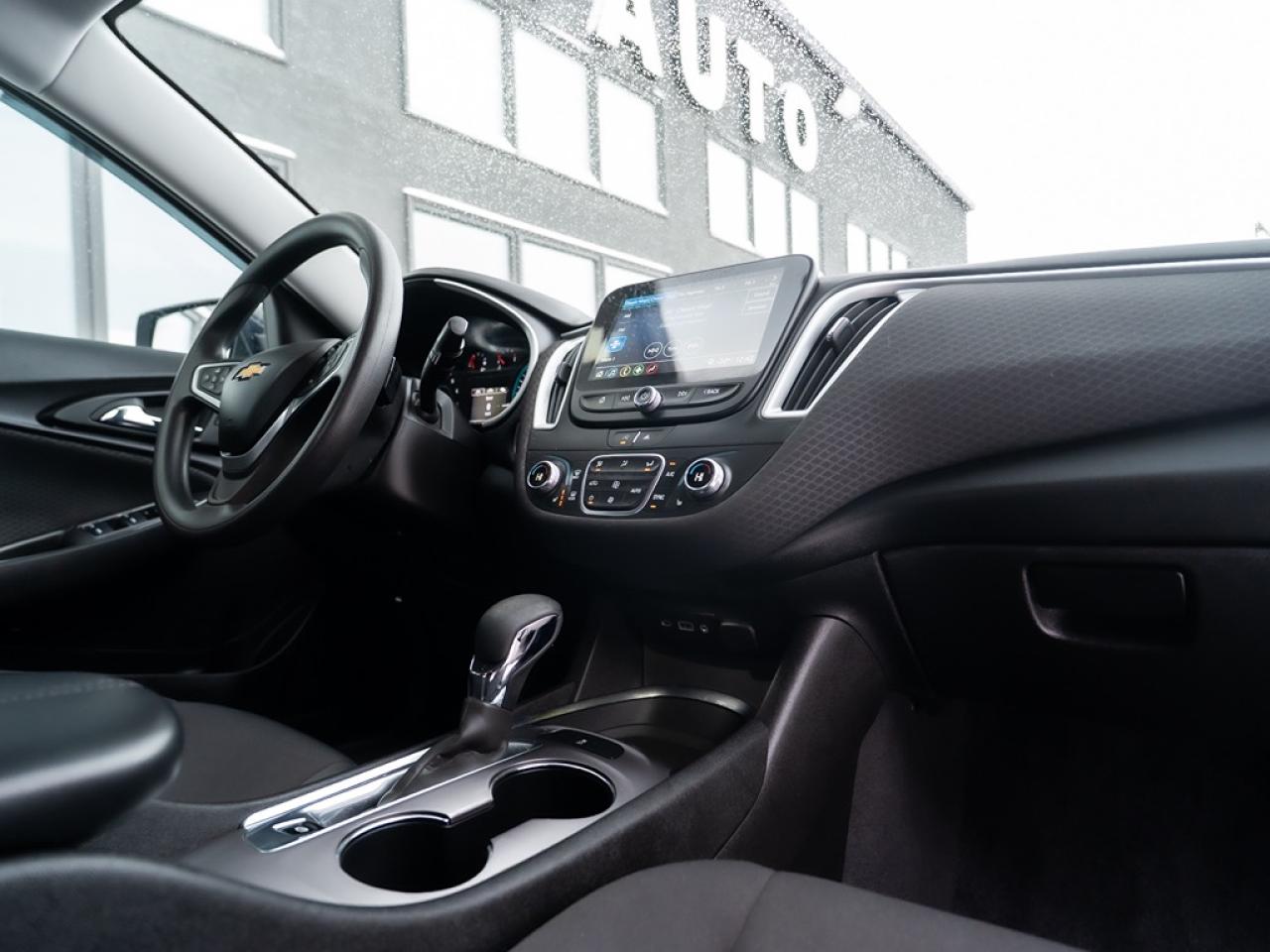 2023 Chevrolet Malibu 1LT Photo20