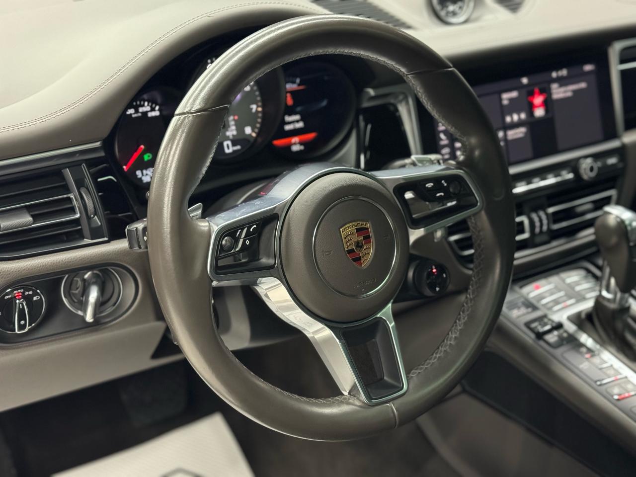 2019 Porsche Macan S|NAV|BACKUP|PANO|CHRONO|BOSE|LDW|BSM| Photo