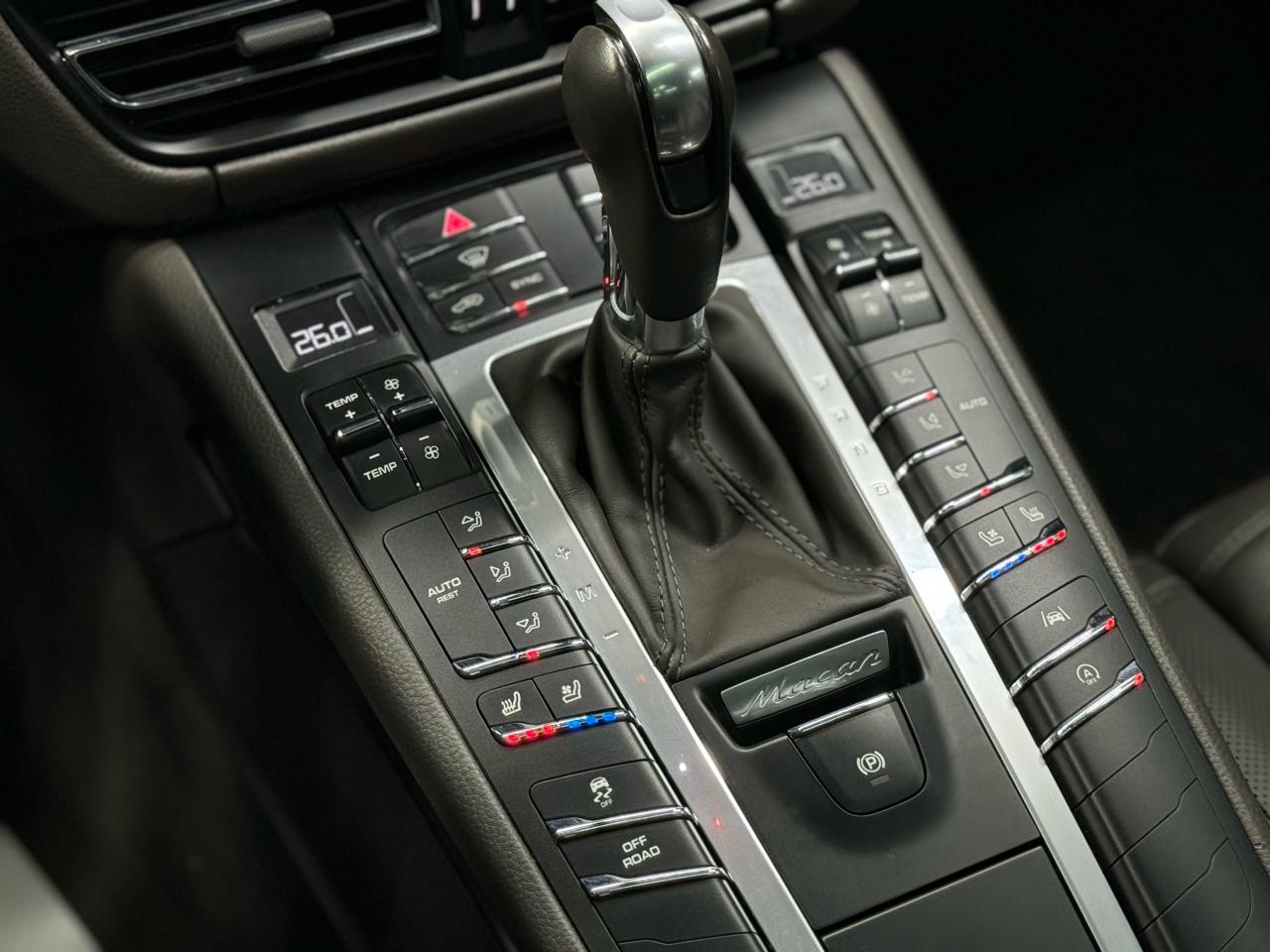 2019 Porsche Macan S|NAV|BACKUP|PANO|CHRONO|BOSE|LDW|BSM| Photo