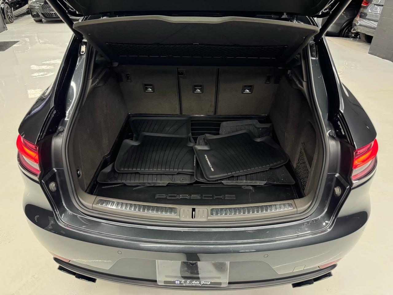 2019 Porsche Macan S|NAV|BACKUP|PANO|CHRONO|BOSE|LDW|BSM| Photo