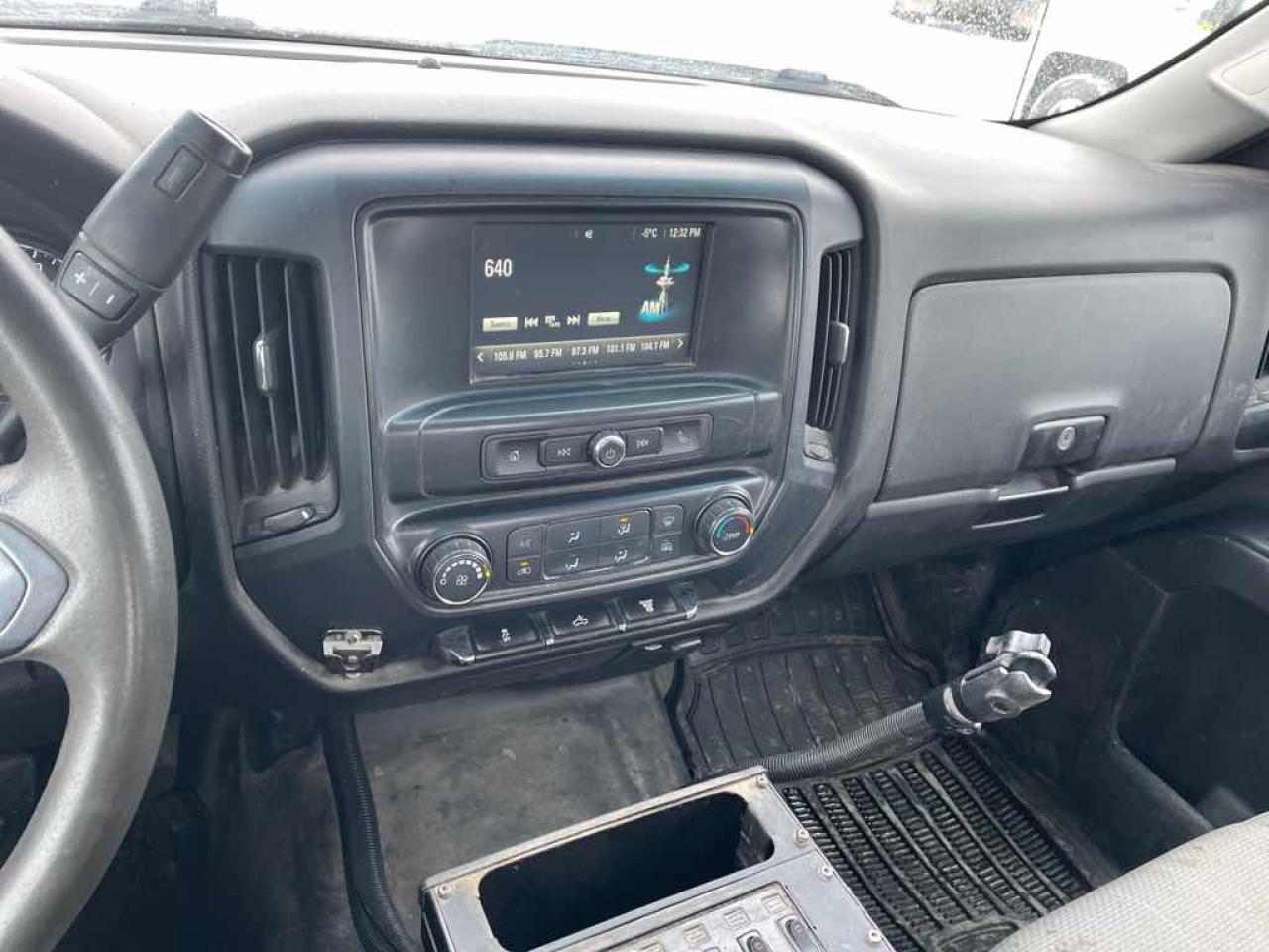 2016 Chevrolet Silverado K2500 HE Photo