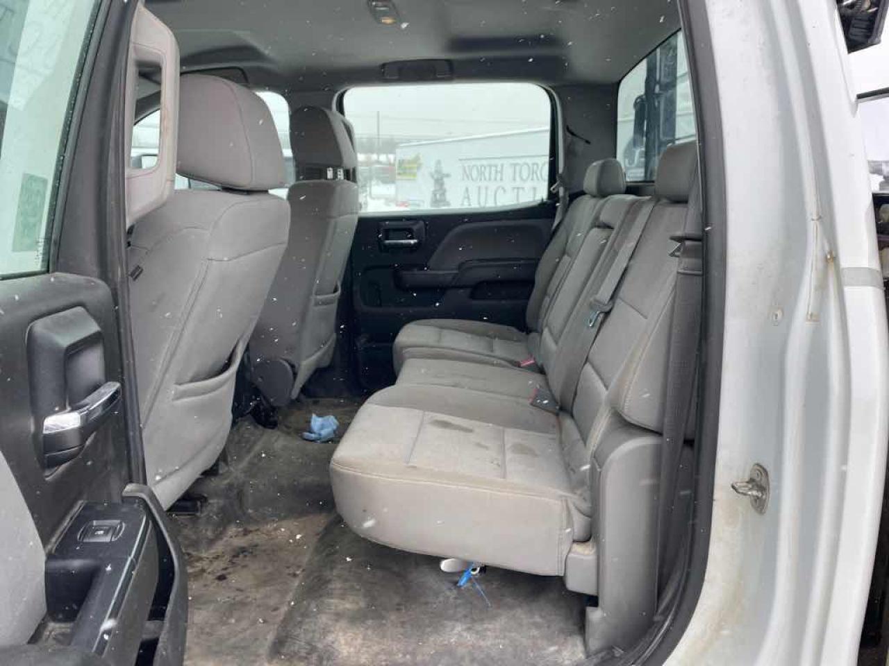 2016 Chevrolet Silverado K2500 HE Photo