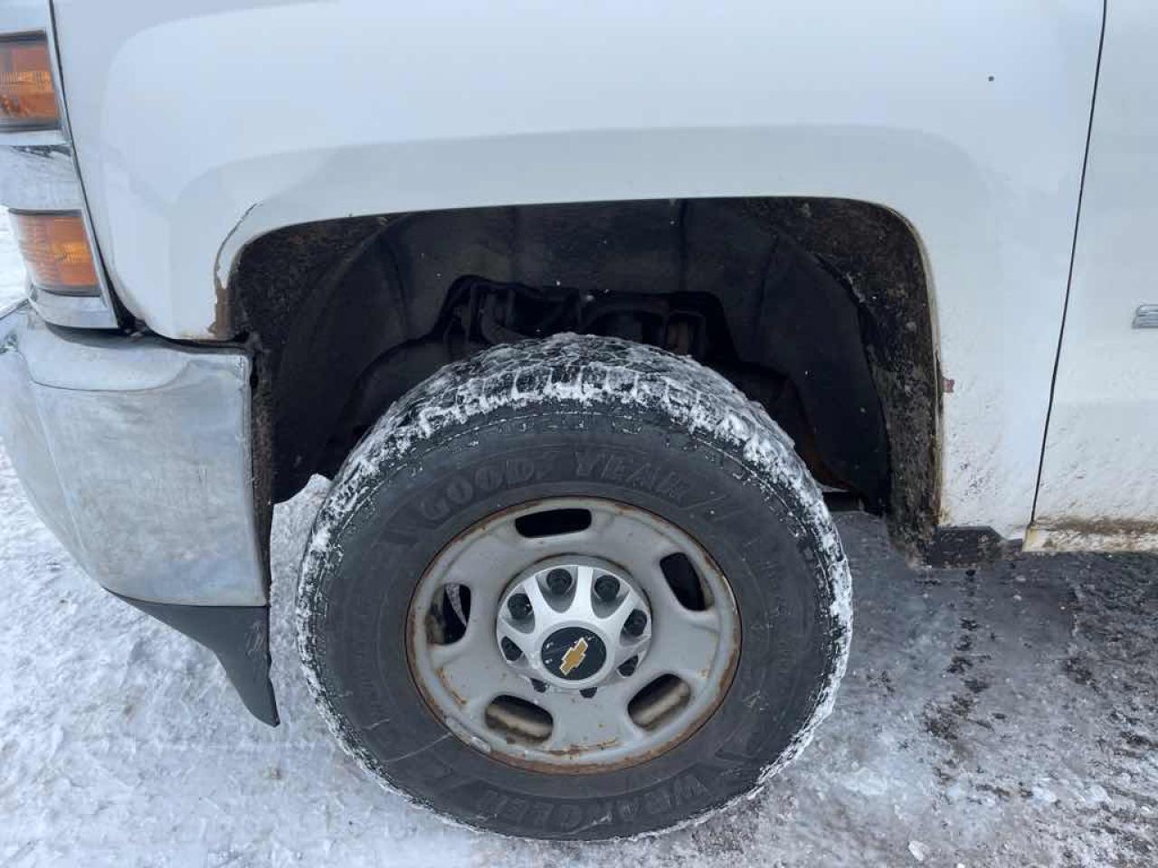 2016 Chevrolet Silverado K2500 HE Photo