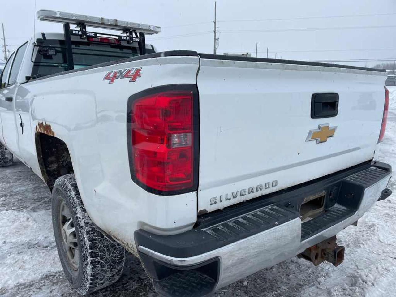 2016 Chevrolet Silverado K2500 HE Photo