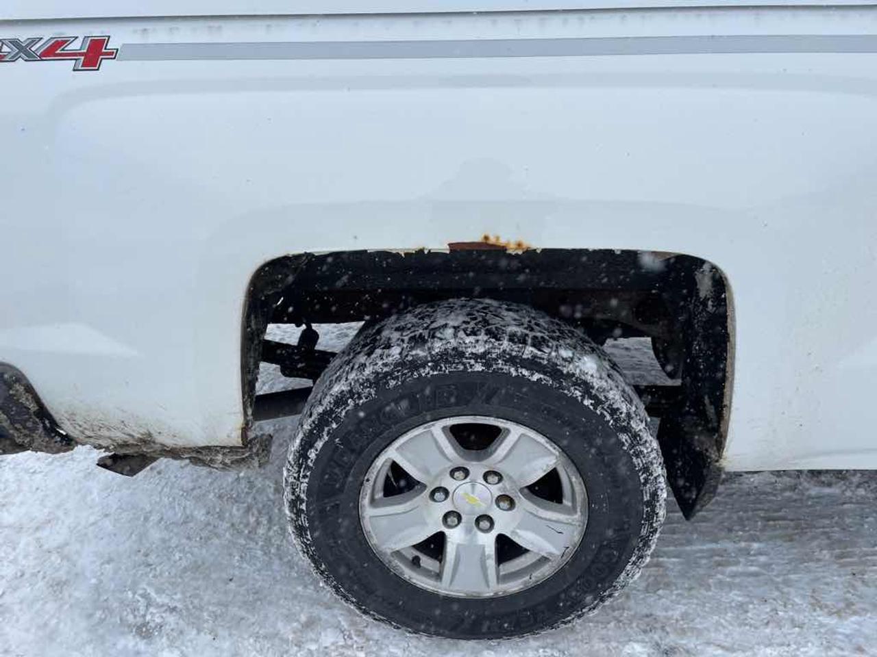 2015 Chevrolet Silverado 1500 LT Photo