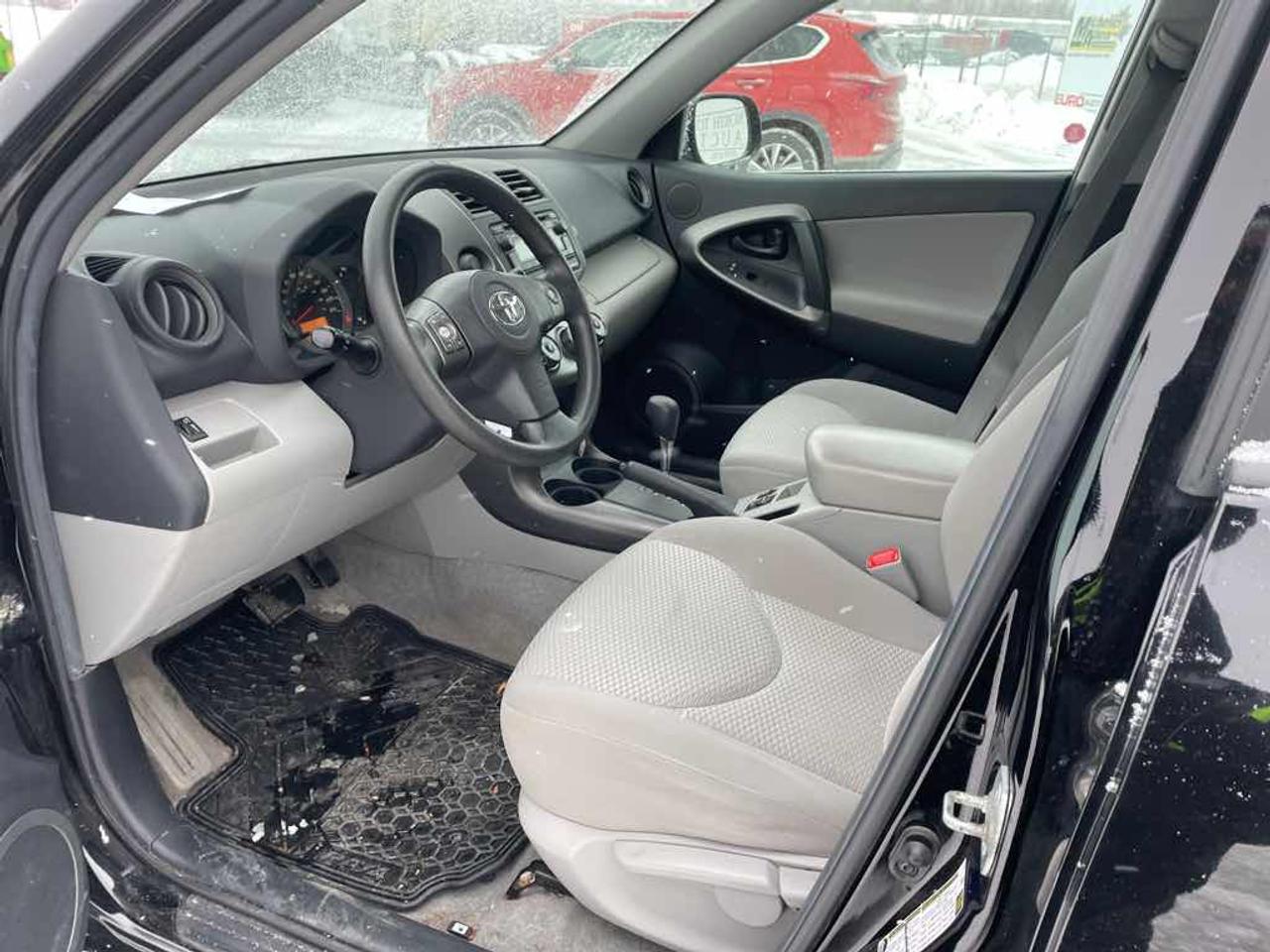 2012 Toyota RAV4  Photo