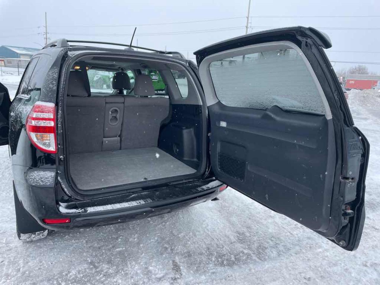 2012 Toyota RAV4  Photo