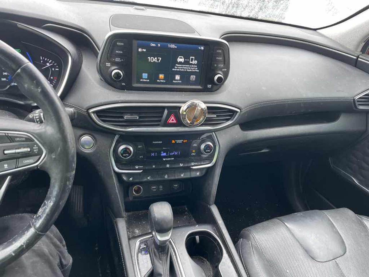 2019 Hyundai Santa Fe SEL PLUS Photo