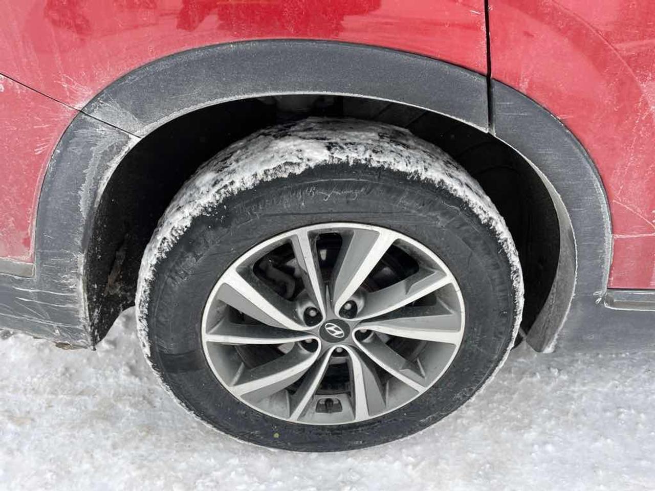 2019 Hyundai Santa Fe SEL PLUS Photo