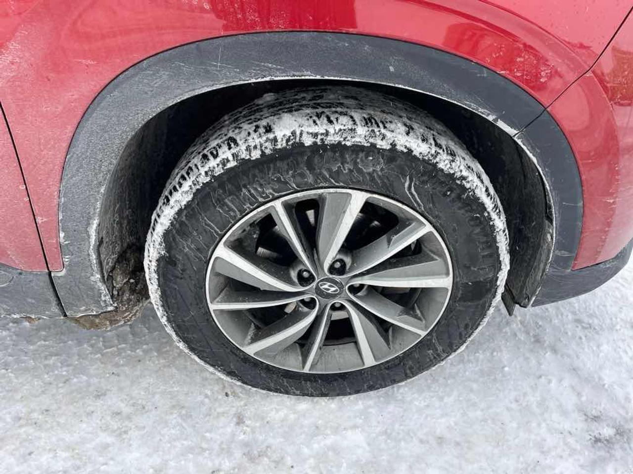 2019 Hyundai Santa Fe SEL PLUS Photo