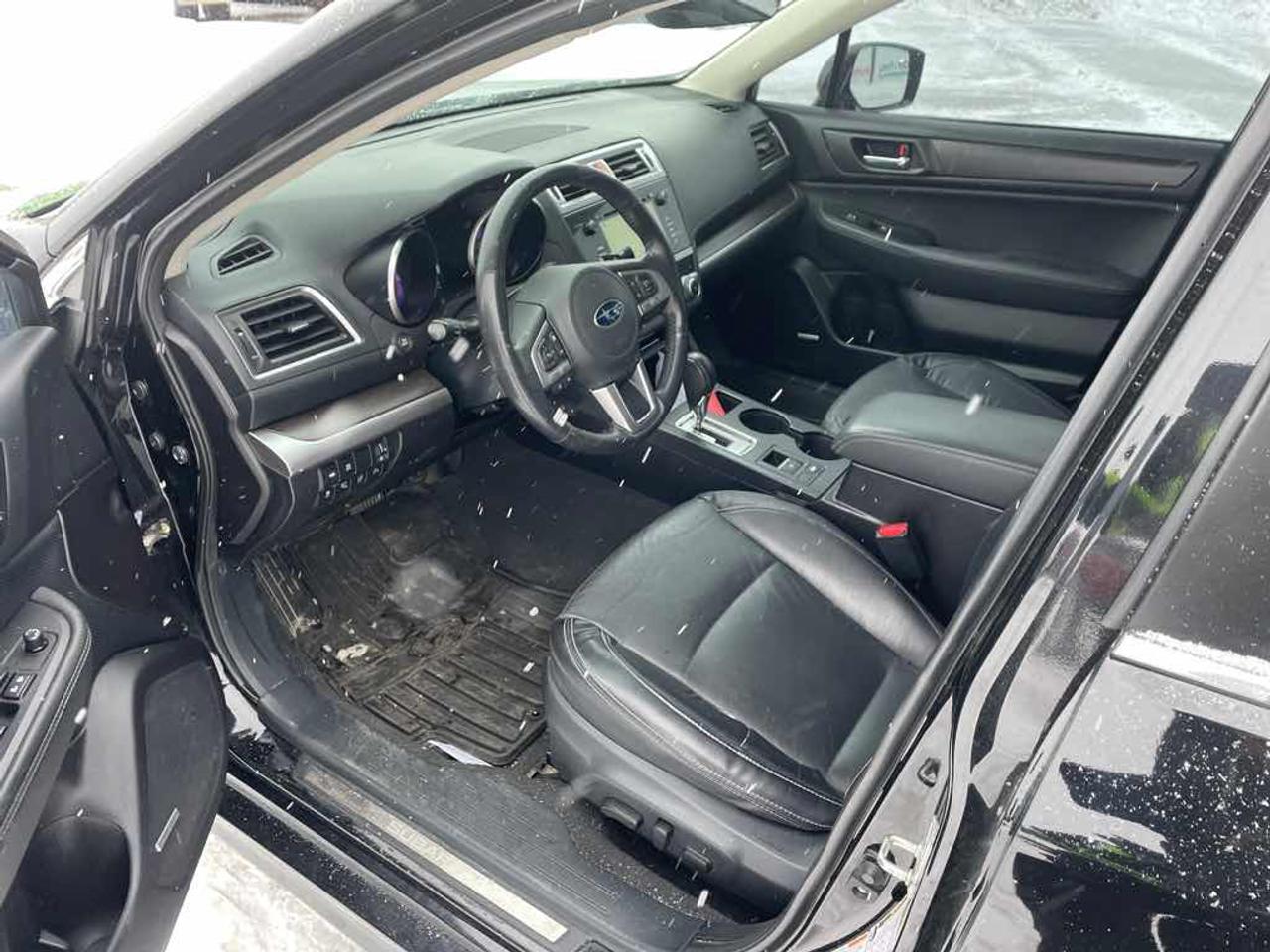 2017 Subaru LEGACY 3.6R LIMITE  Photo