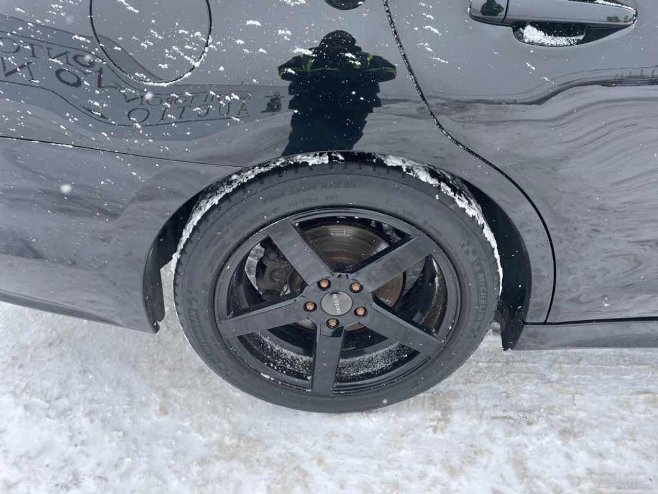 2017 Subaru LEGACY 3.6R LIMITE  Photo