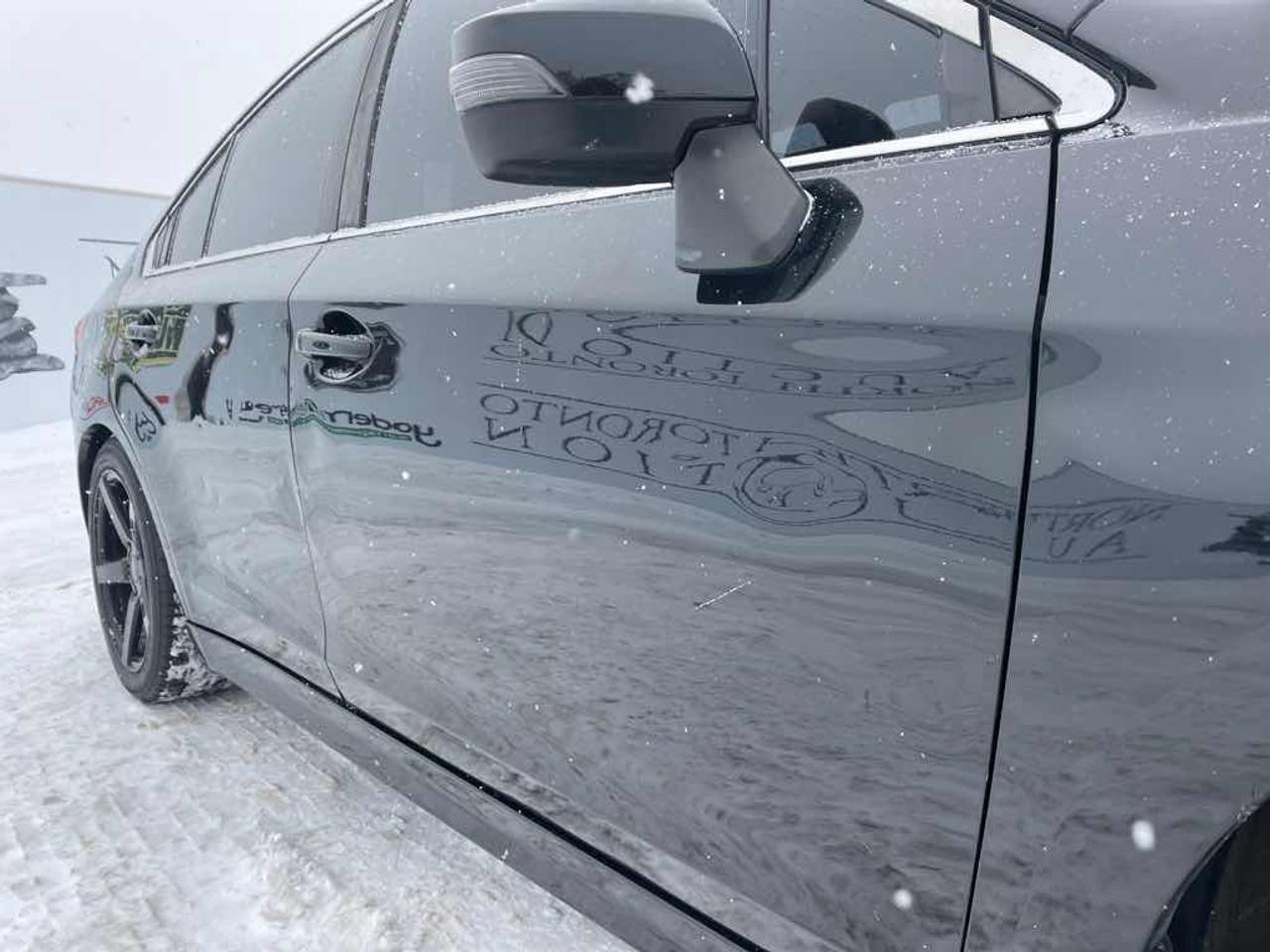 2017 Subaru LEGACY 3.6R LIMITE  Photo