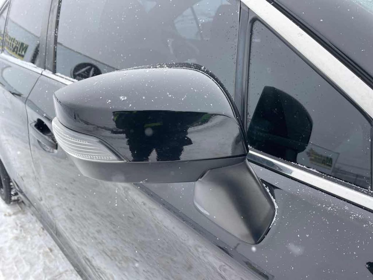 2017 Subaru LEGACY 3.6R LIMITE  Photo