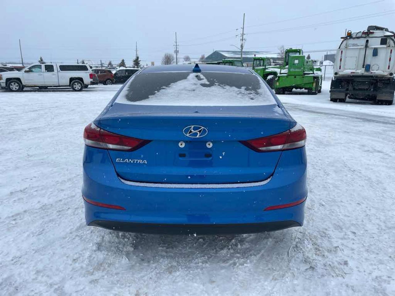 2017 Hyundai Elantra Value Photo