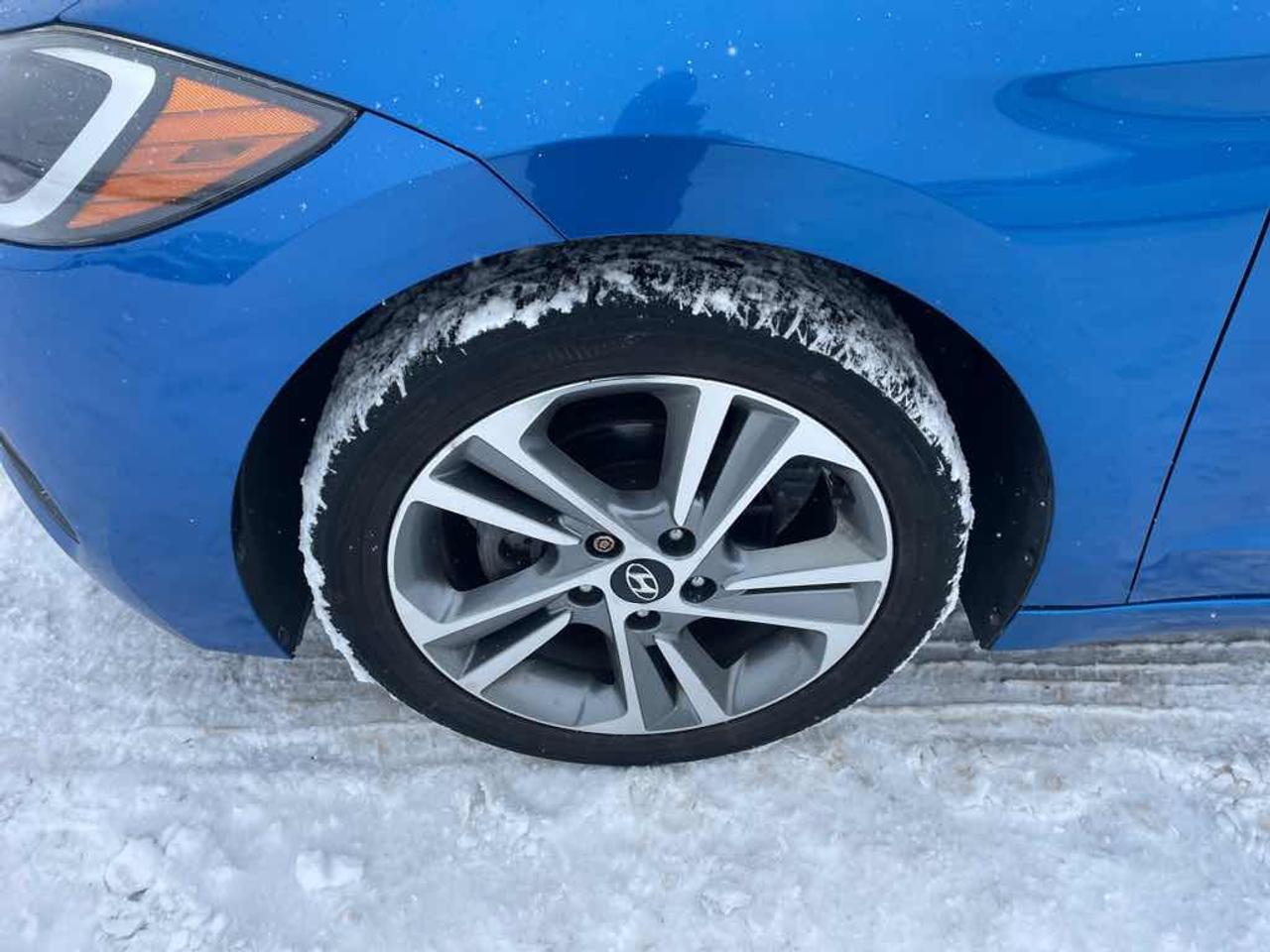 2017 Hyundai Elantra Value Photo