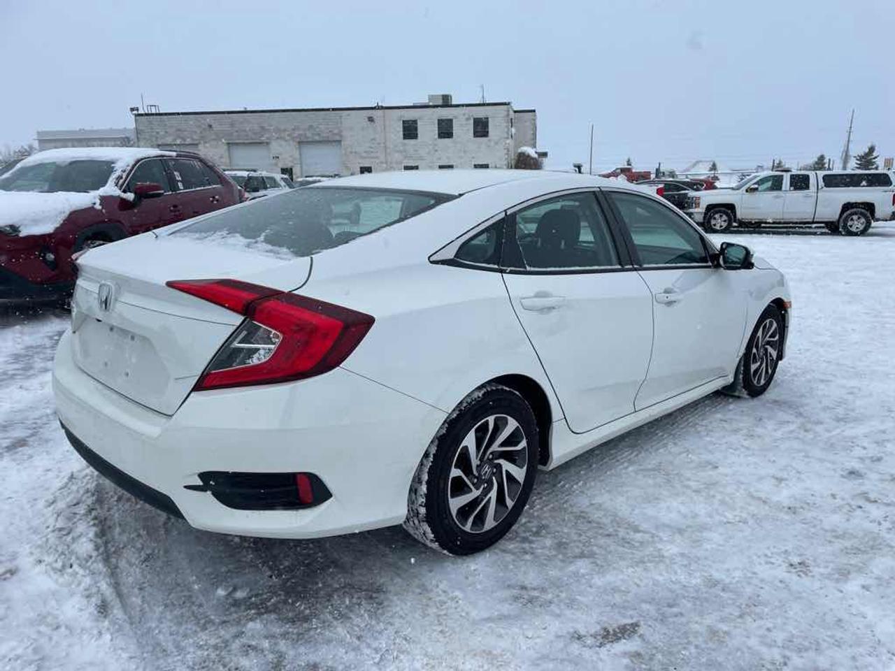 2018 Honda Civic EX Photo