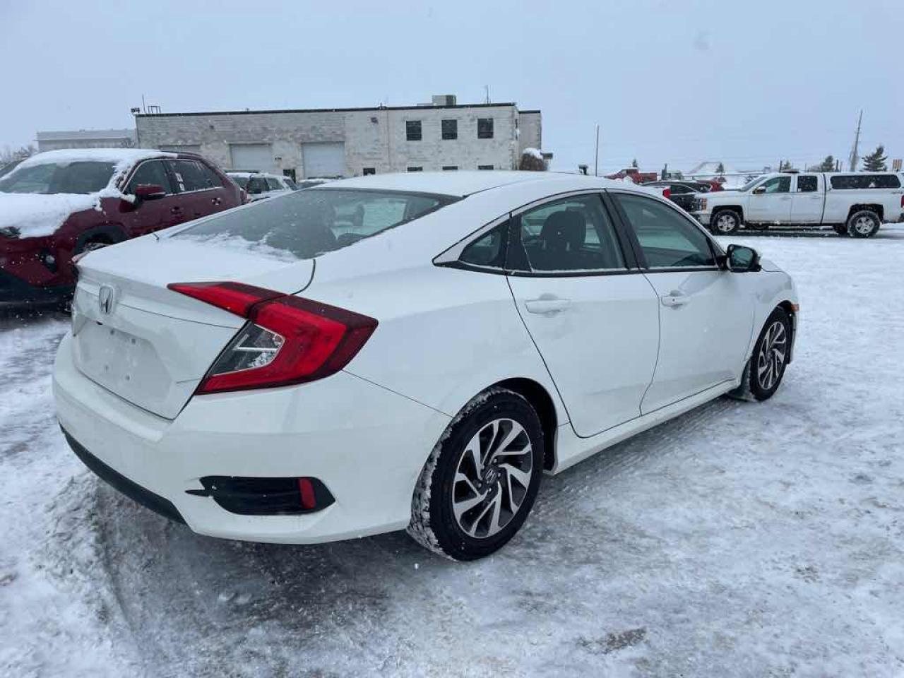 2018 Honda Civic EX Photo3