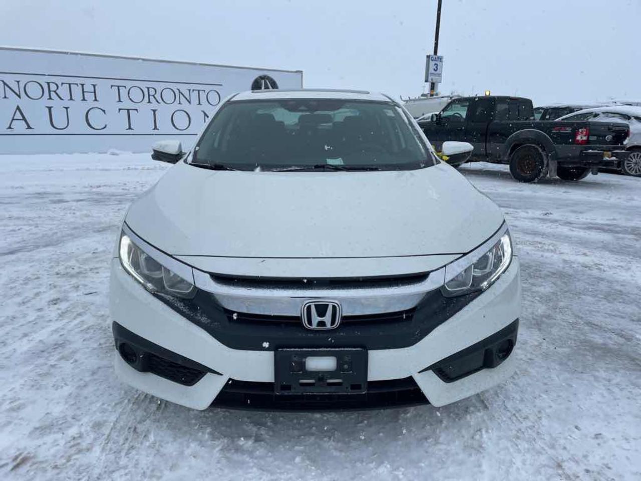 2018 Honda Civic EX Photo1