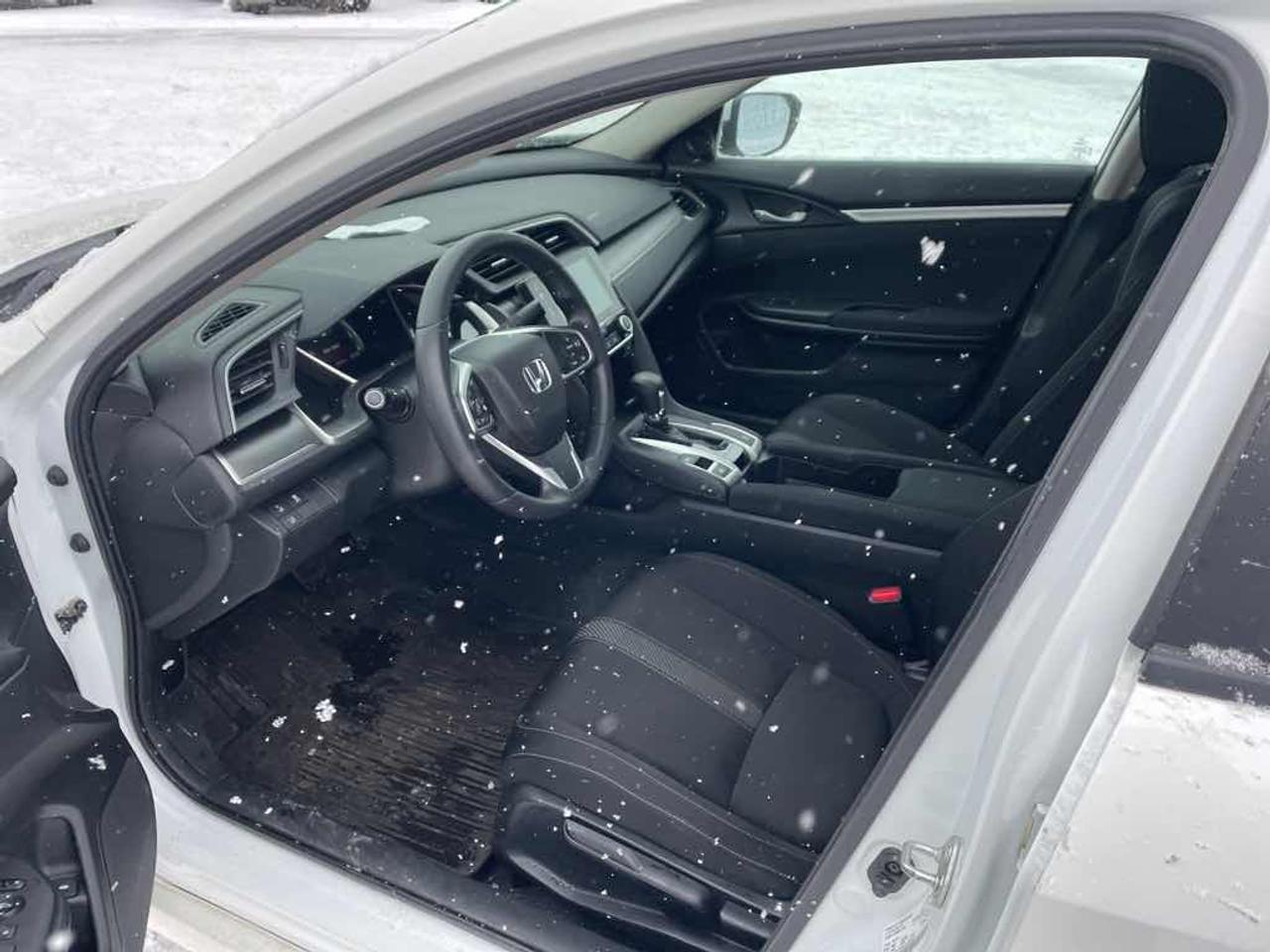 2018 Honda Civic EX Photo