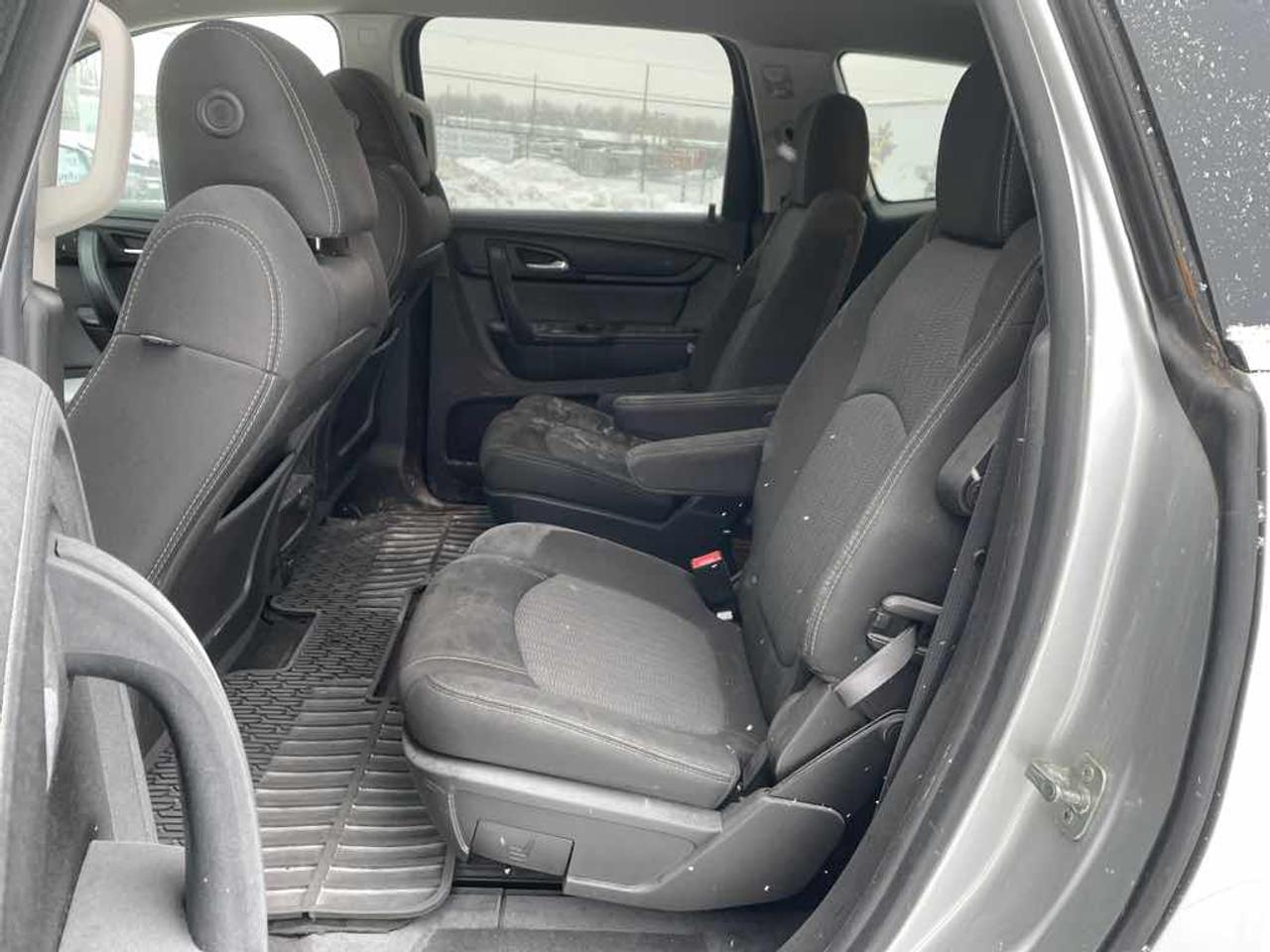 2014 Chevrolet Traverse LT Photo