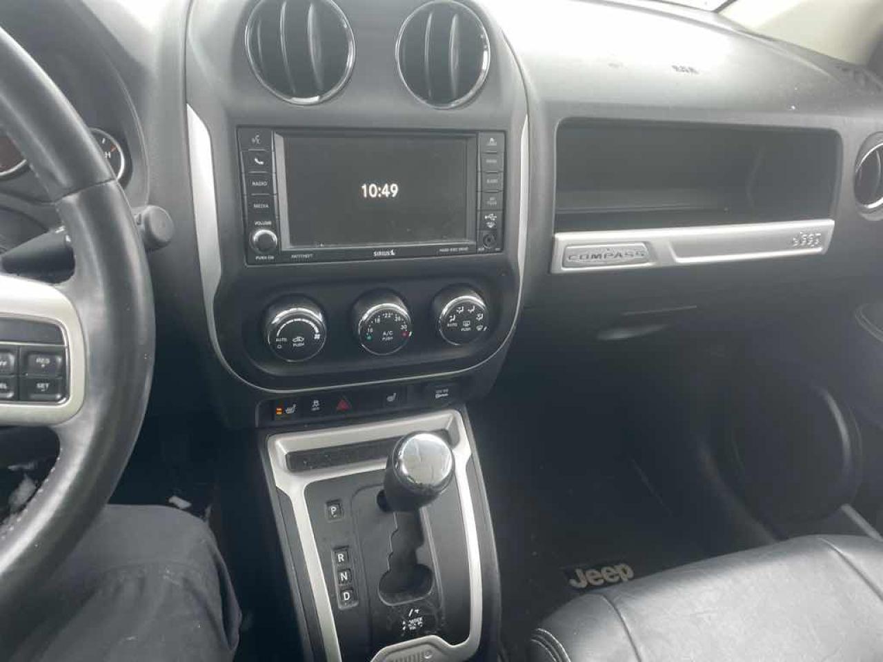 2014 Jeep Compass LIMITED Photo