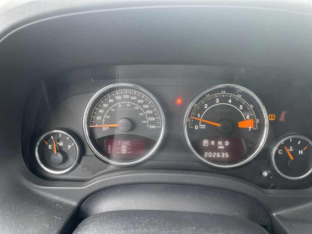 2014 Jeep Compass LIMITED Photo