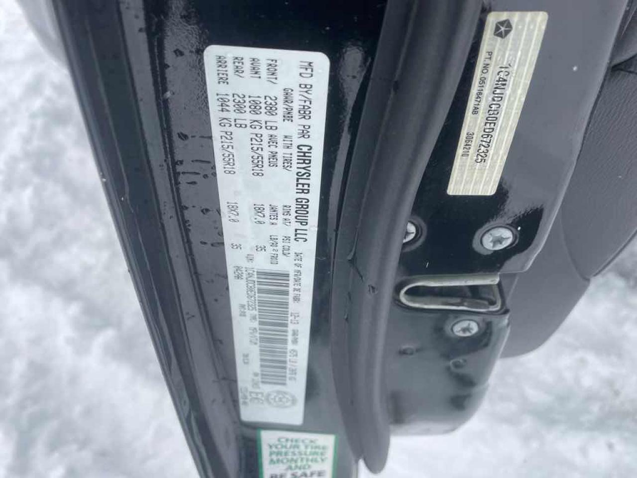 2014 Jeep Compass LIMITED Photo