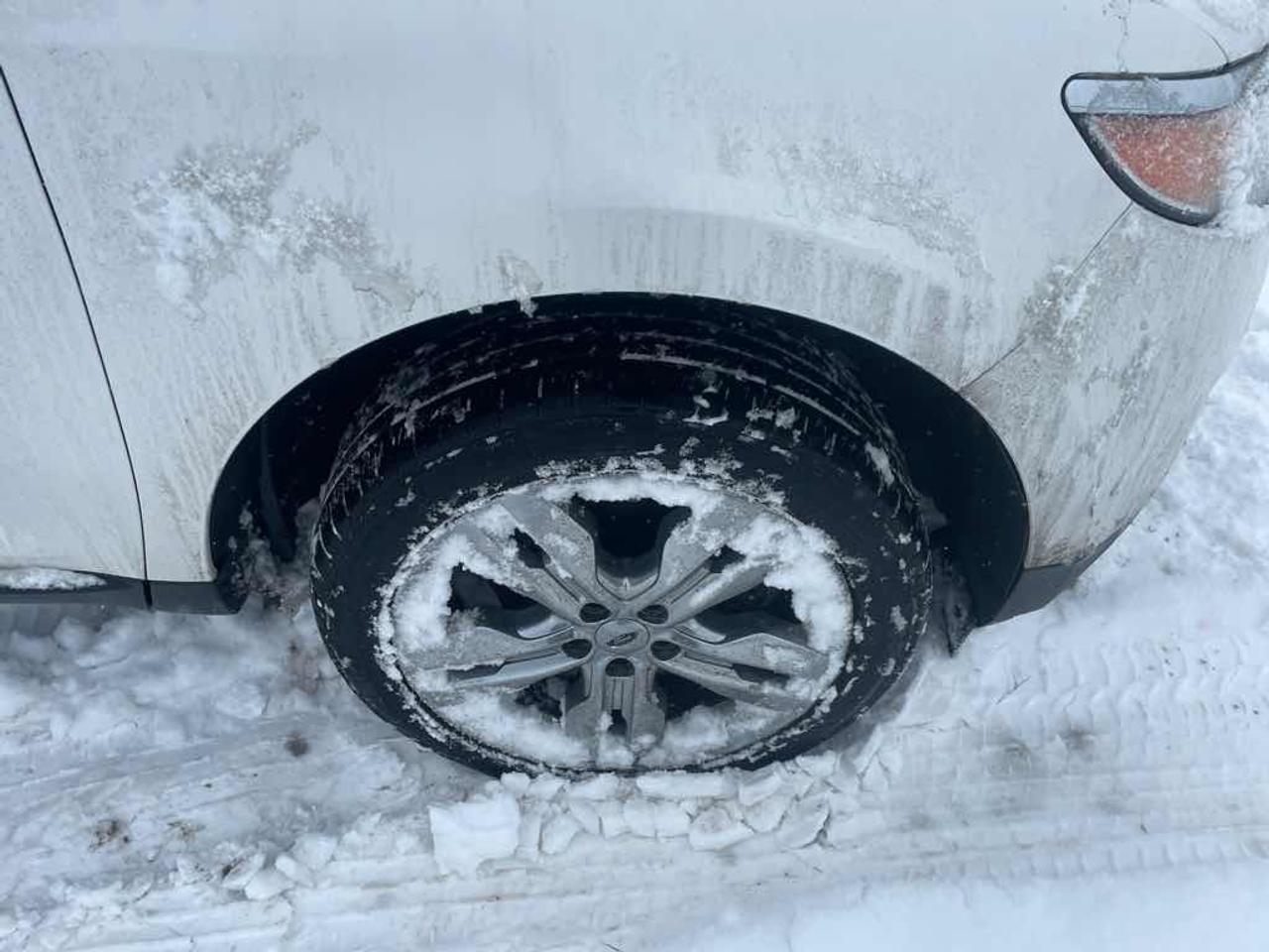 2013 Ford Edge SEL Photo