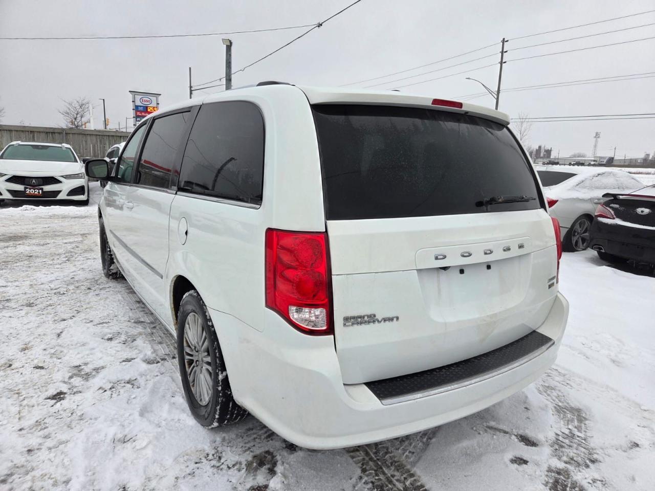 2016 Dodge Grand Caravan CREW PLUS, LEATHER, LOADED, AS IS SPECIAL Photo2