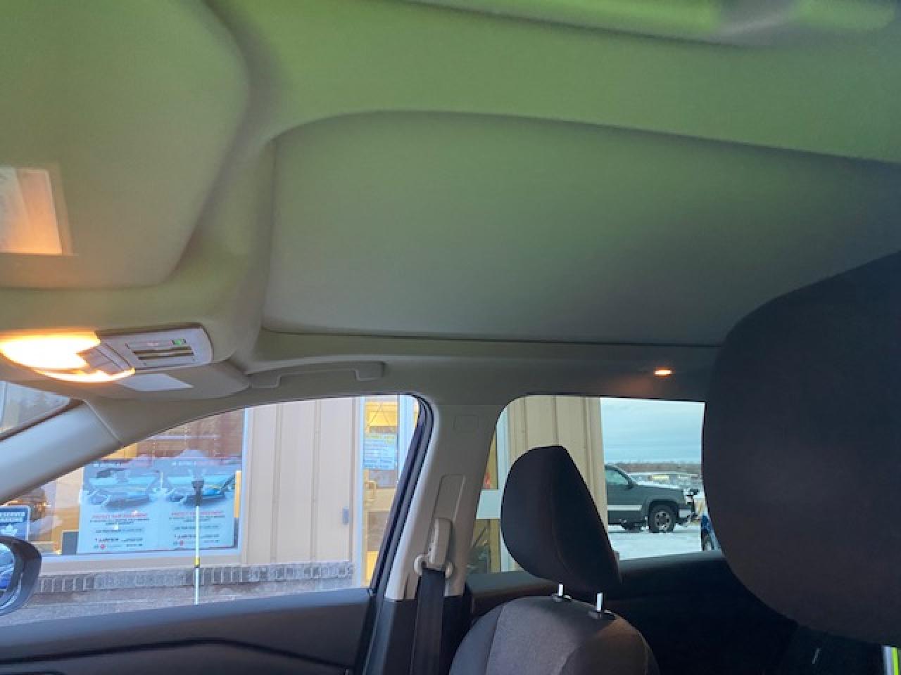 2025 Nissan Rogue SV MOONROOF - Photo #12