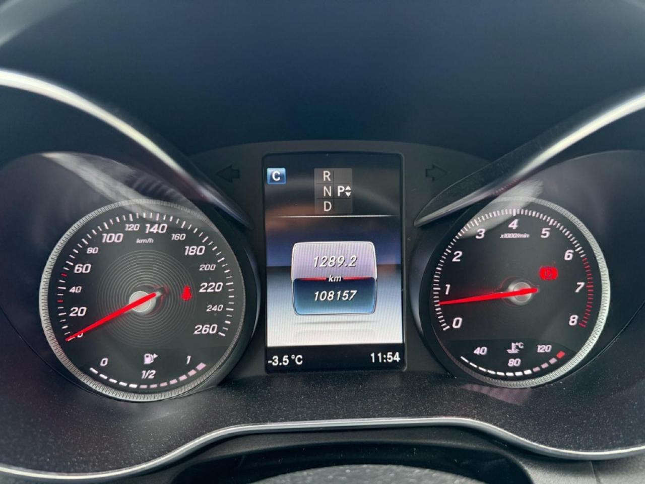 2018 Mercedes-Benz C-Class C 300 4MATIC/ AMG SPORT PACKAGE/ CLEAN CARFAX - Photo #12