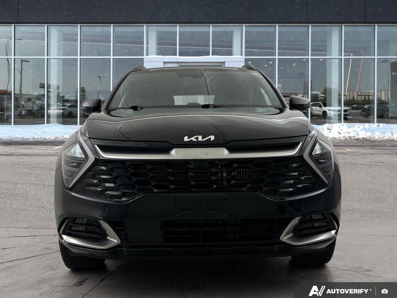 Used 2023 Kia Sportage Hybrid SX Clean CARFAX | Remote Start | Apple Carplay for sale in Winnipeg, MB