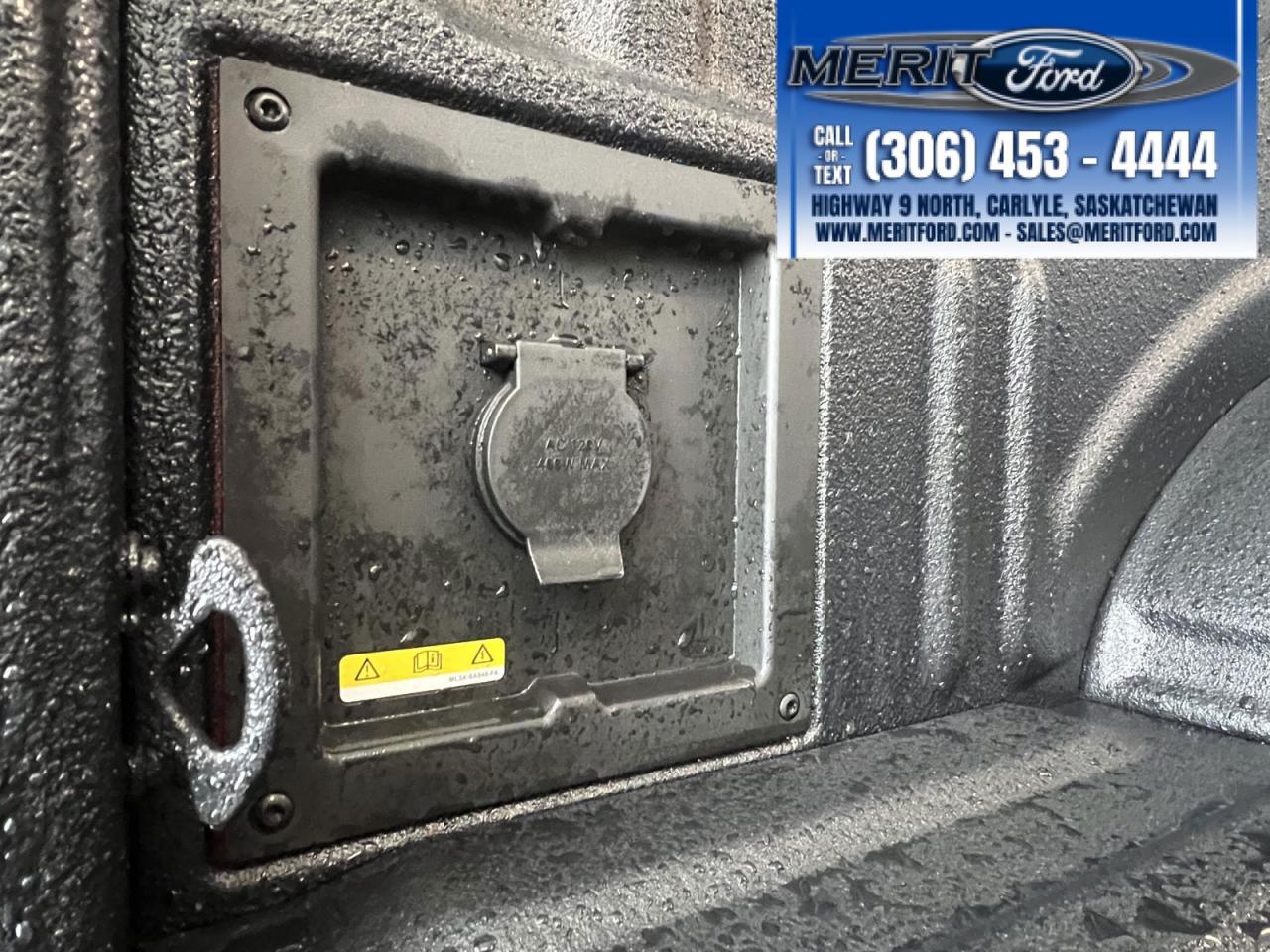 2025 Ford F-150 LARIAT 5.0L V8, 502A ++ Photo5