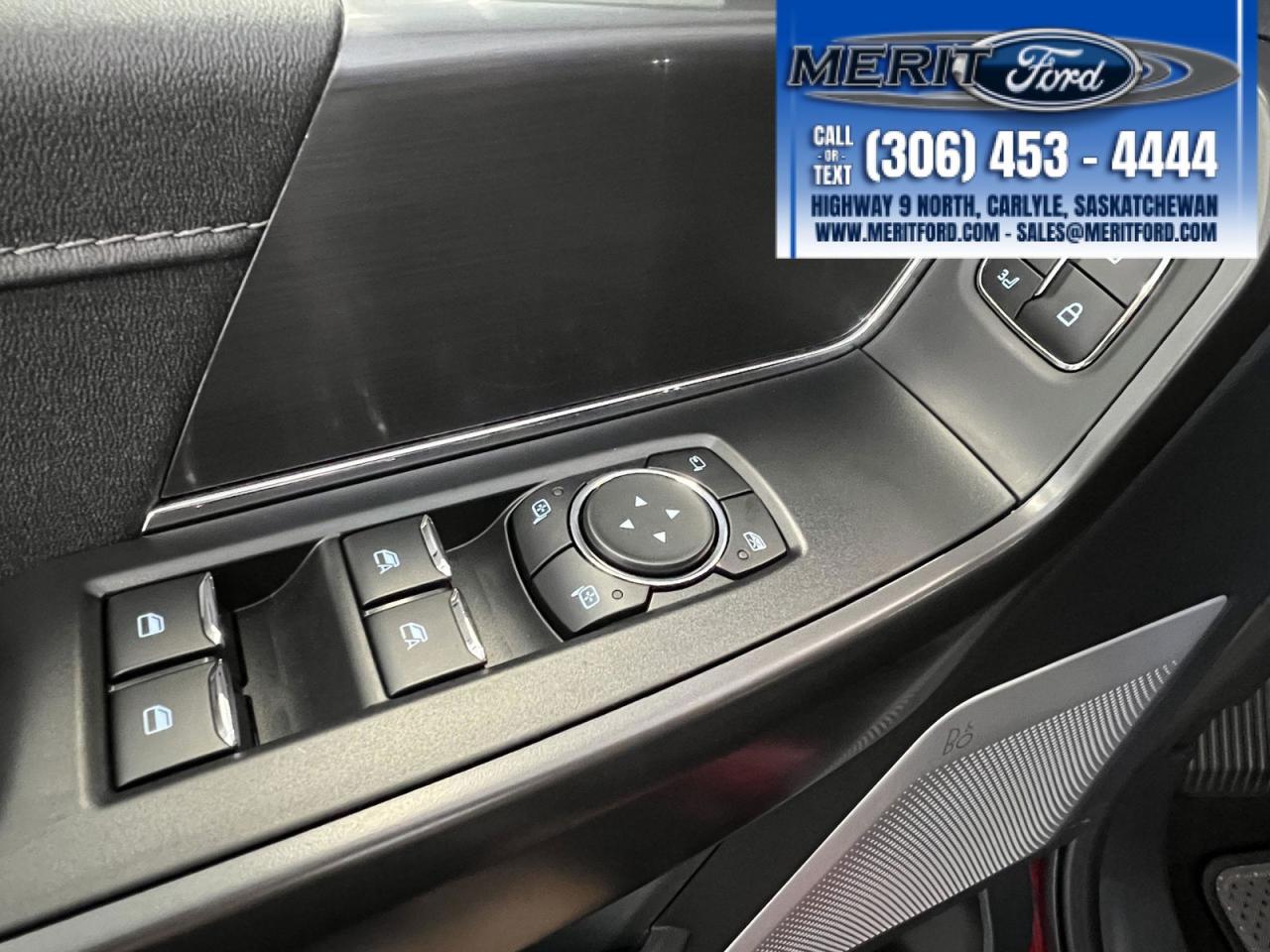 2025 Ford F-150 LARIAT 5.0L V8, 502A ++ Photo5