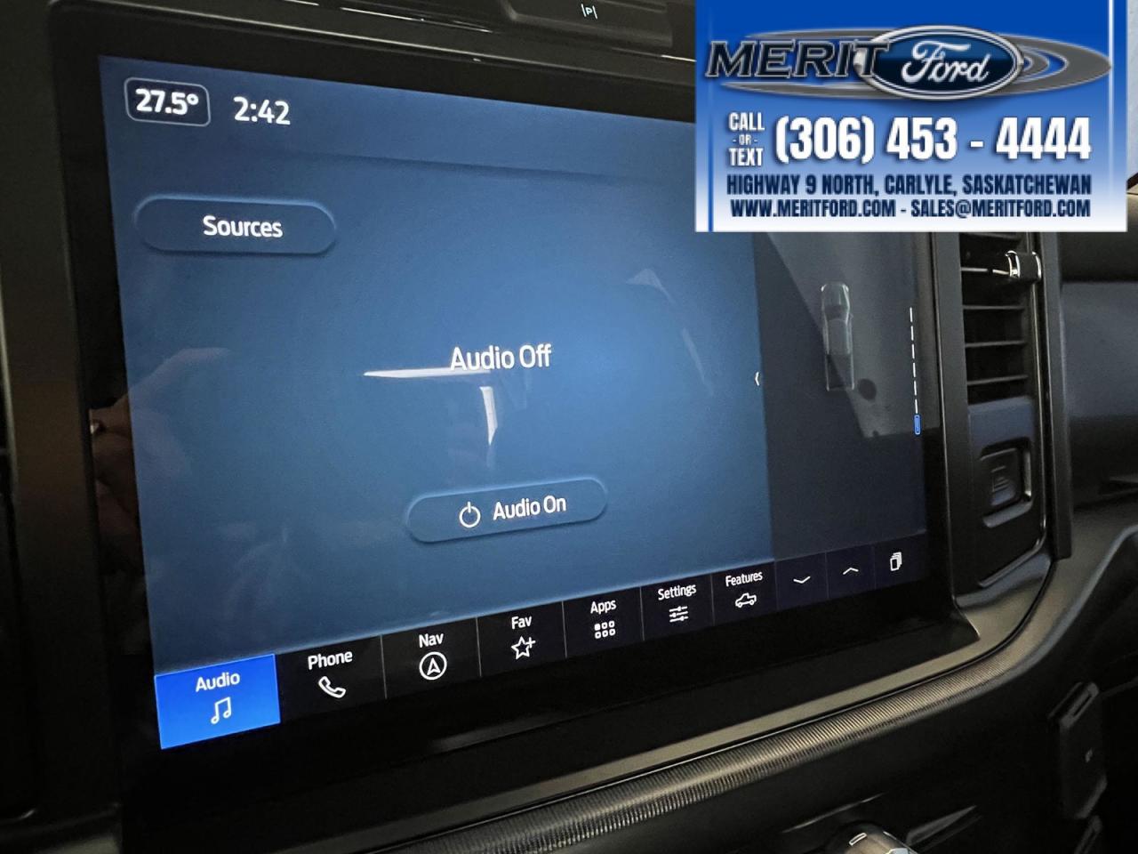 2025 Ford F-150 LARIAT 5.0L V8, 502A ++ Photo5