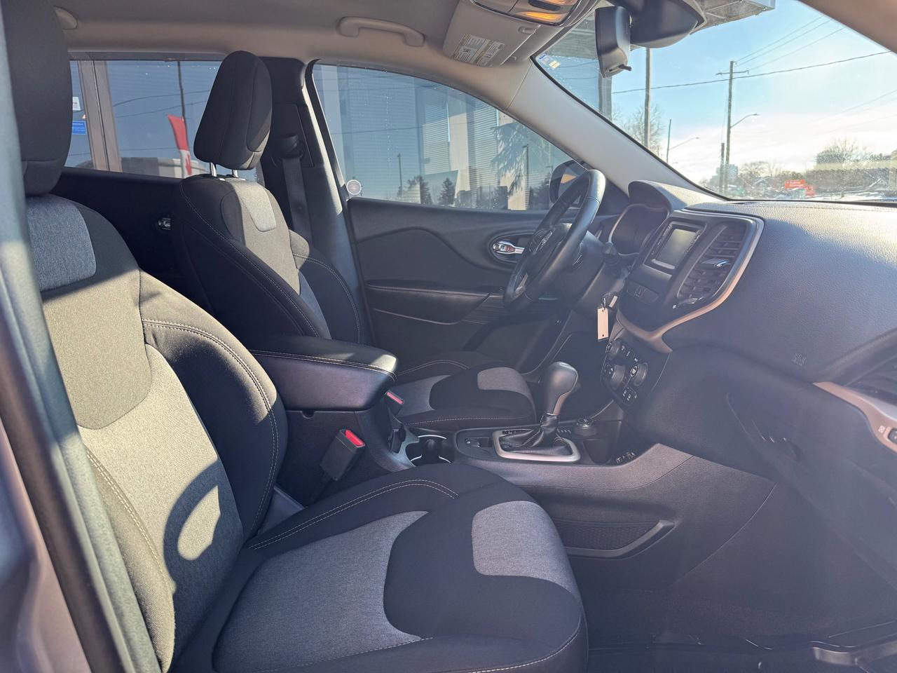 2016 Jeep Cherokee Sport Accident Free | Bluetooth | 4x4 Photo