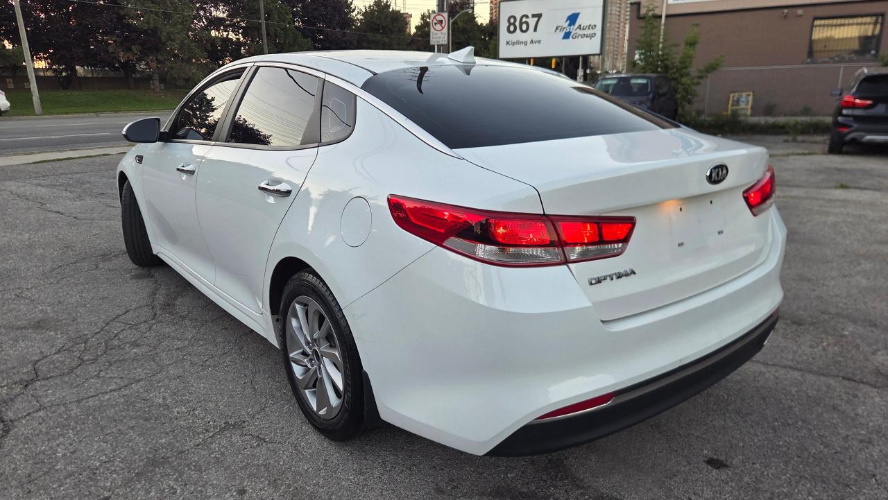 2018 Kia Optima LX - Photo #3