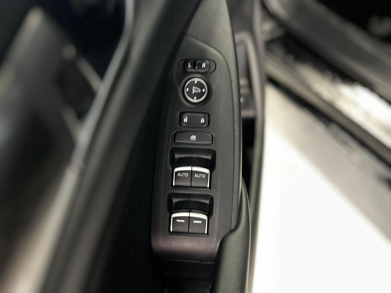 2020 Honda Accord ULX Photo