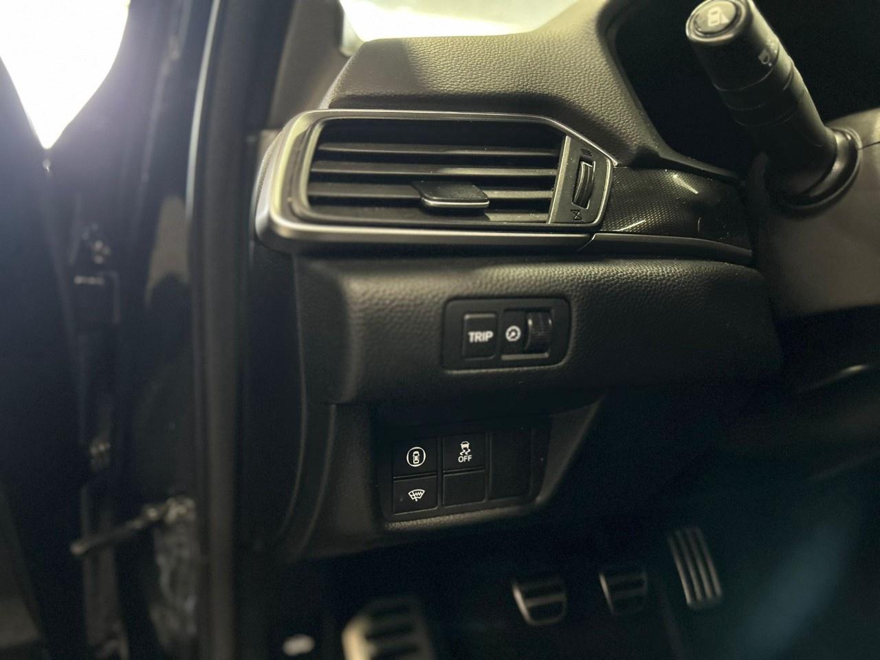 2020 Honda Accord ULX Photo