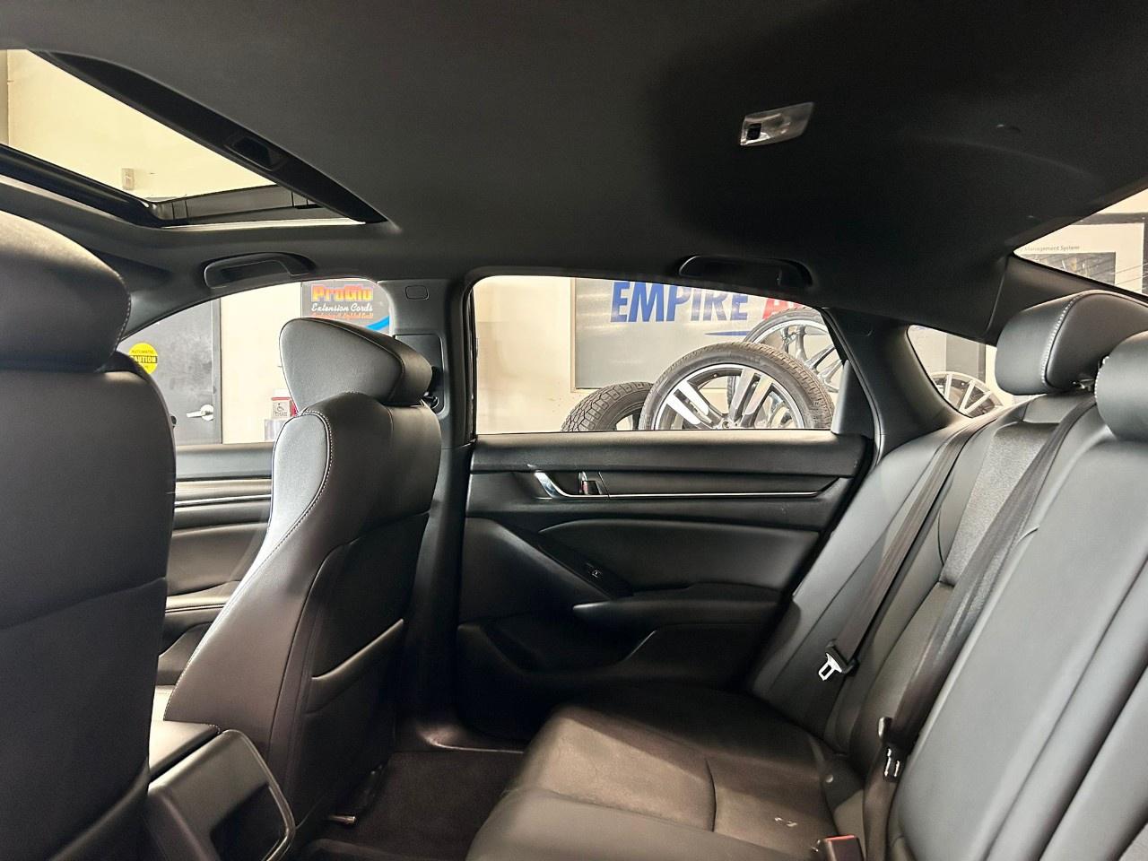 2020 Honda Accord ULX Photo