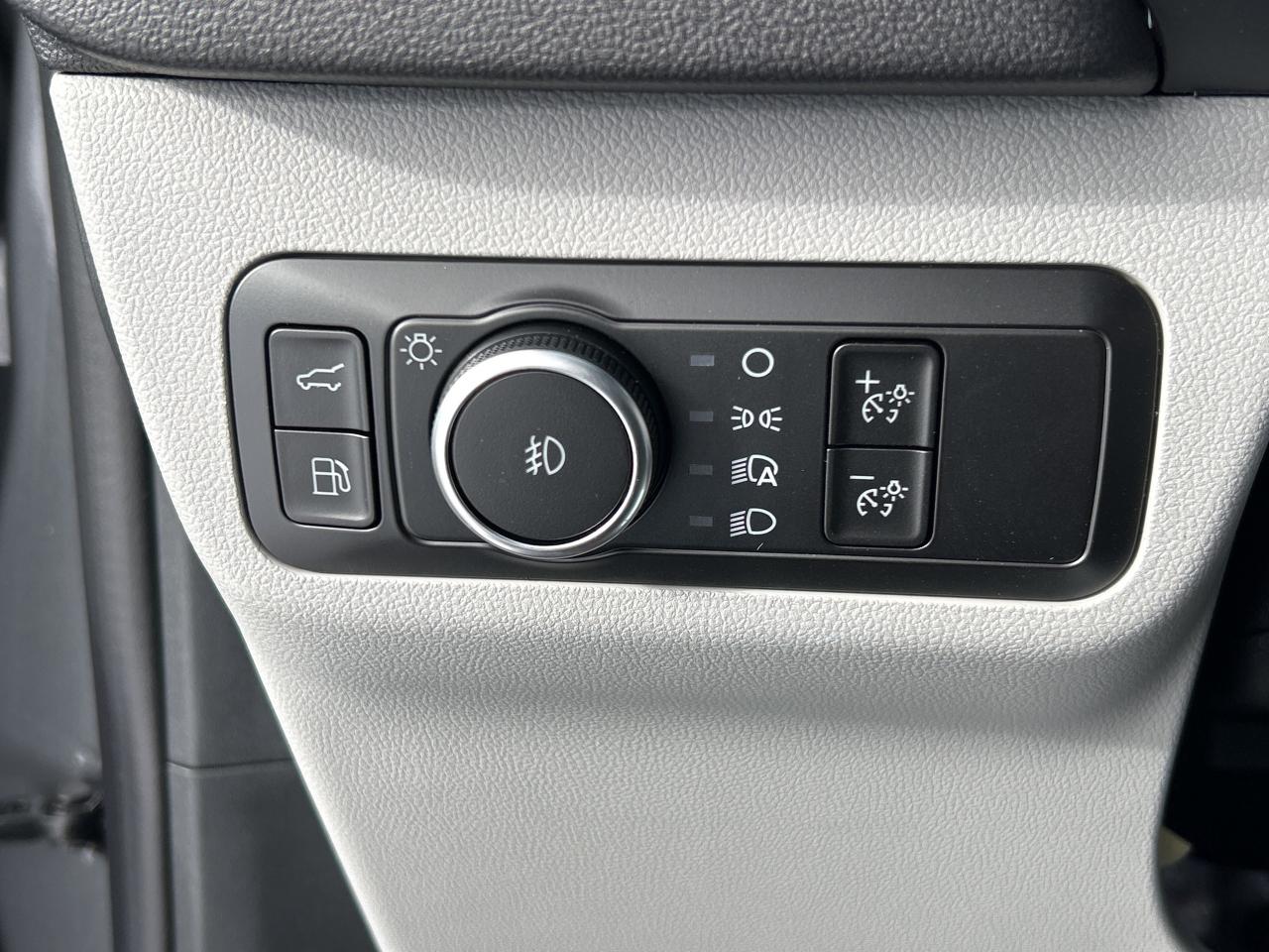 2026 Ford Escape Platinum AWD Photo