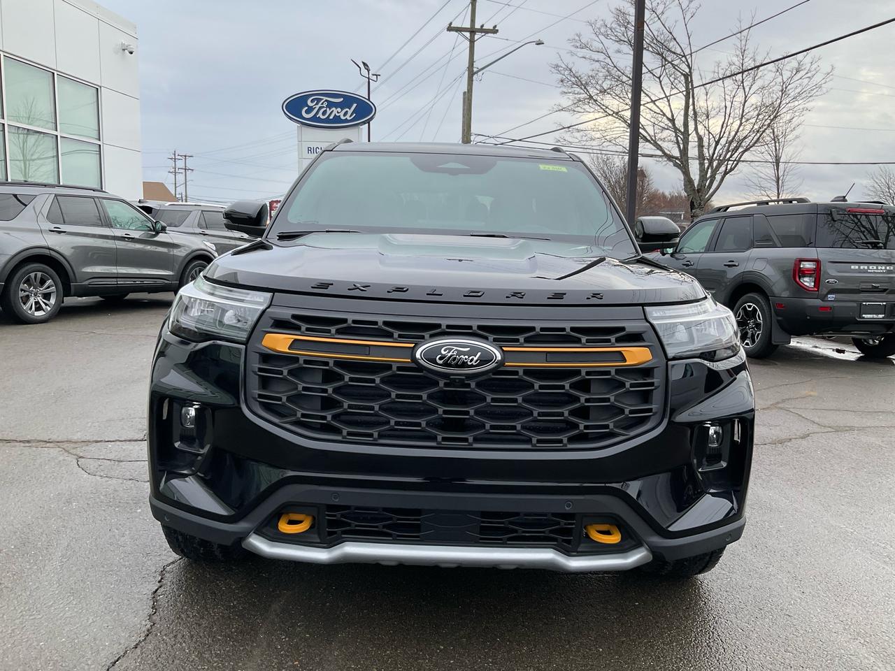 2026 Ford Explorer TREMOR Photo1