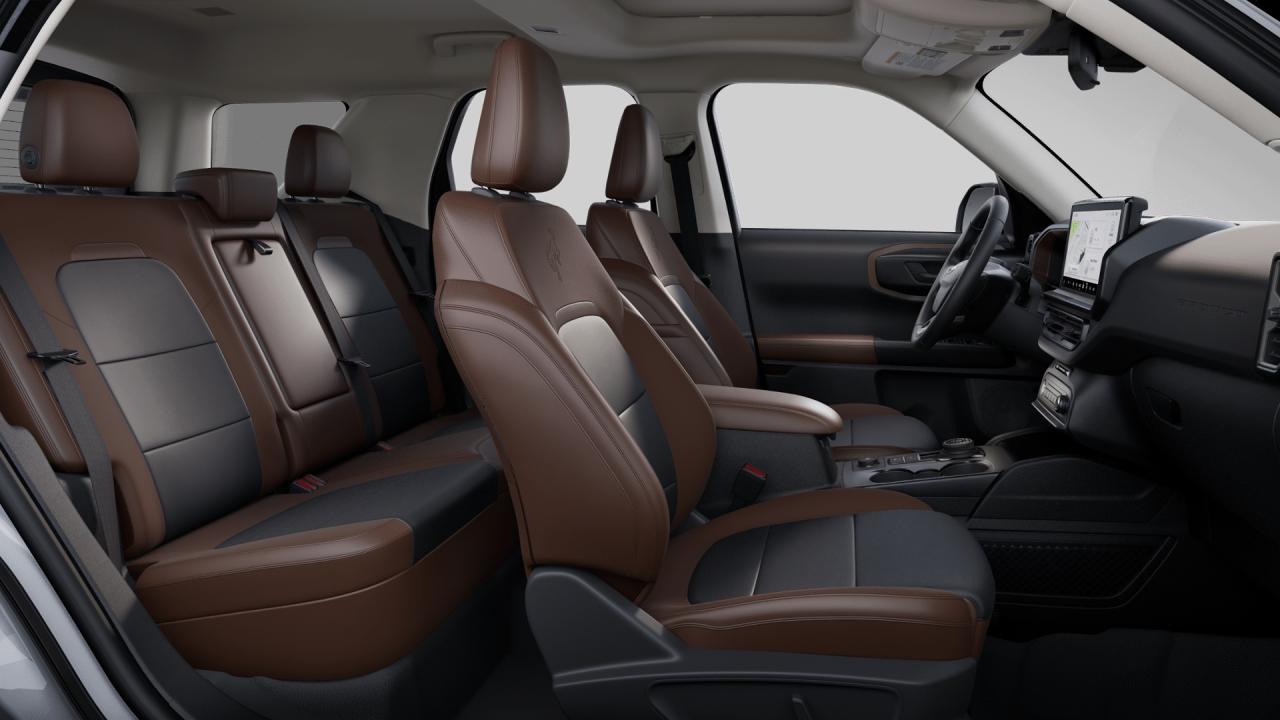 2025 Ford Bronco Sport Outer Banks Photo5