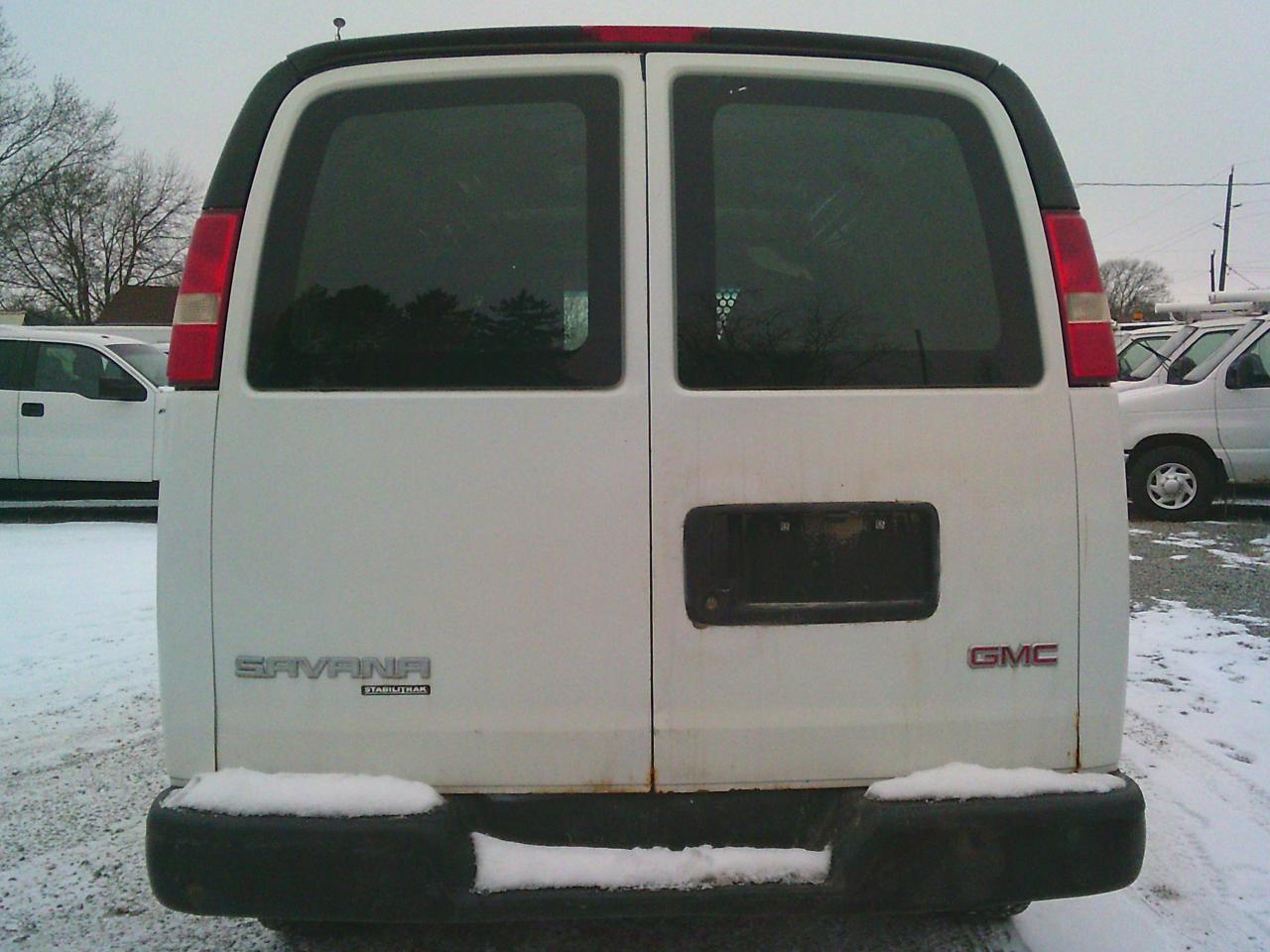 2013 GMC Savana 2500 RWD 2500 135 - Photo #7