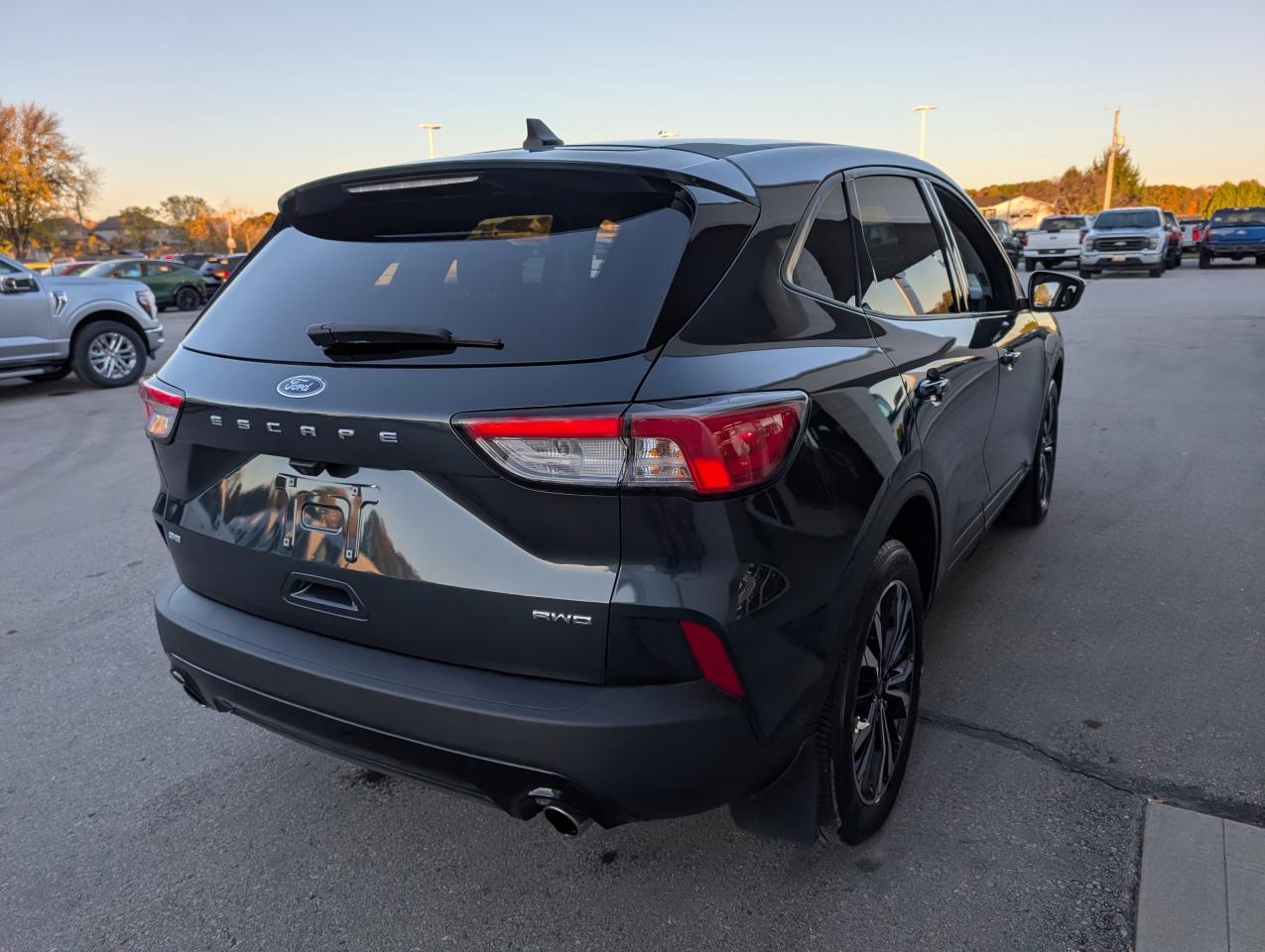 2022 Ford Escape SE Photo