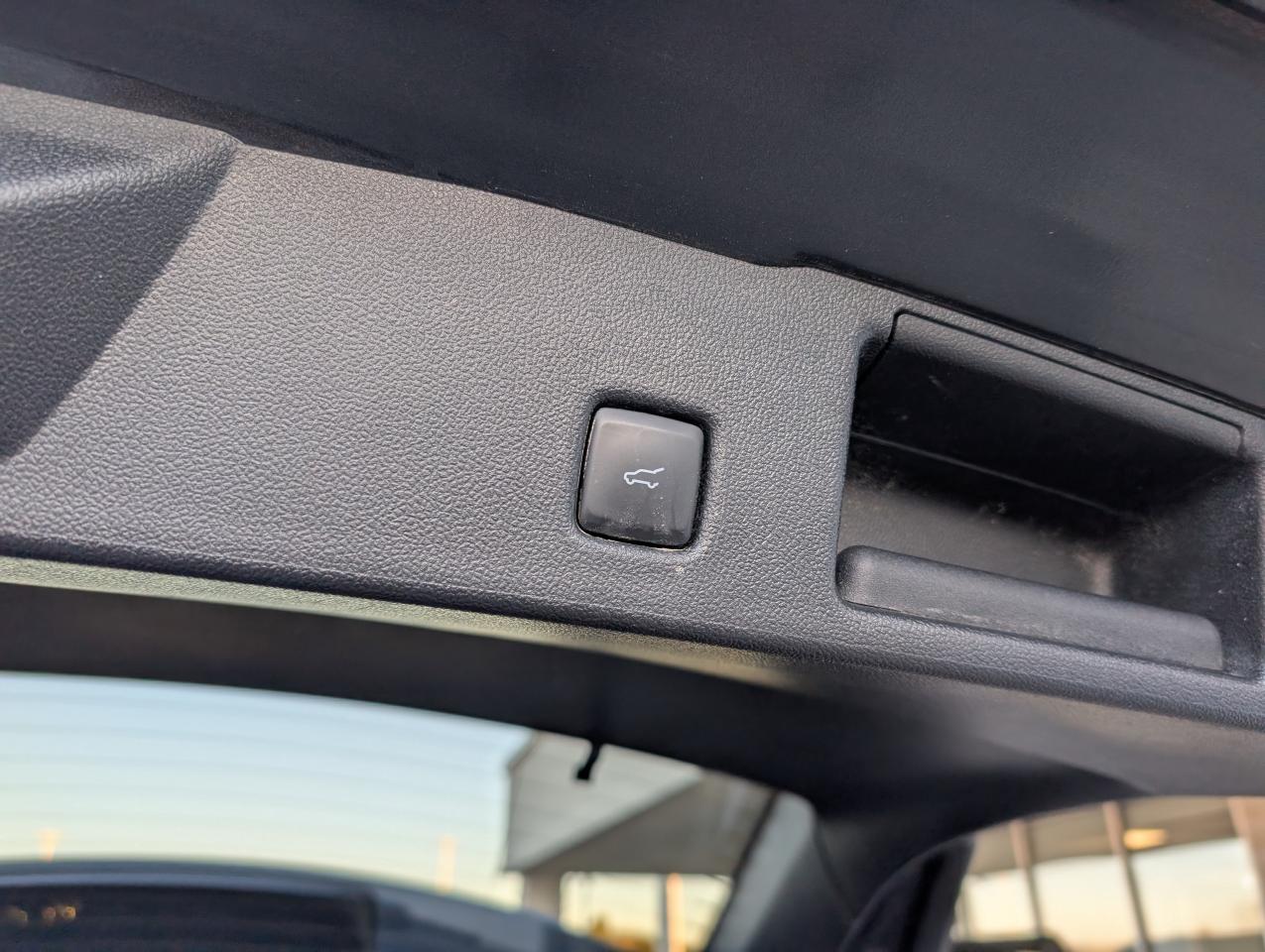 2022 Ford Escape SE Photo