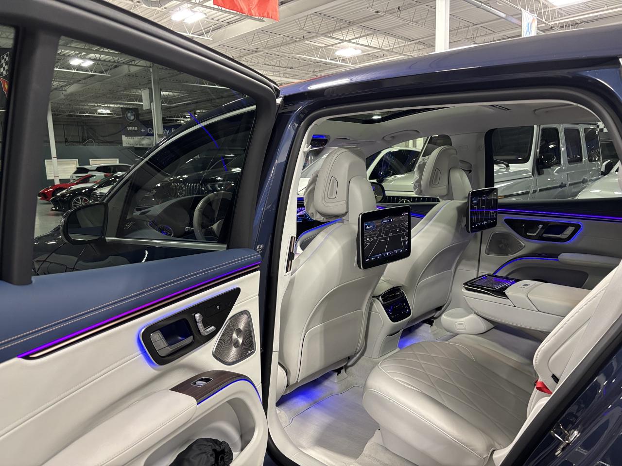 2023 Mercedes-Benz E-Class EQS580|4MATIC|SUV|LOADED|REARDVD|MASSAGE|CREAMSEAT - Photo #8